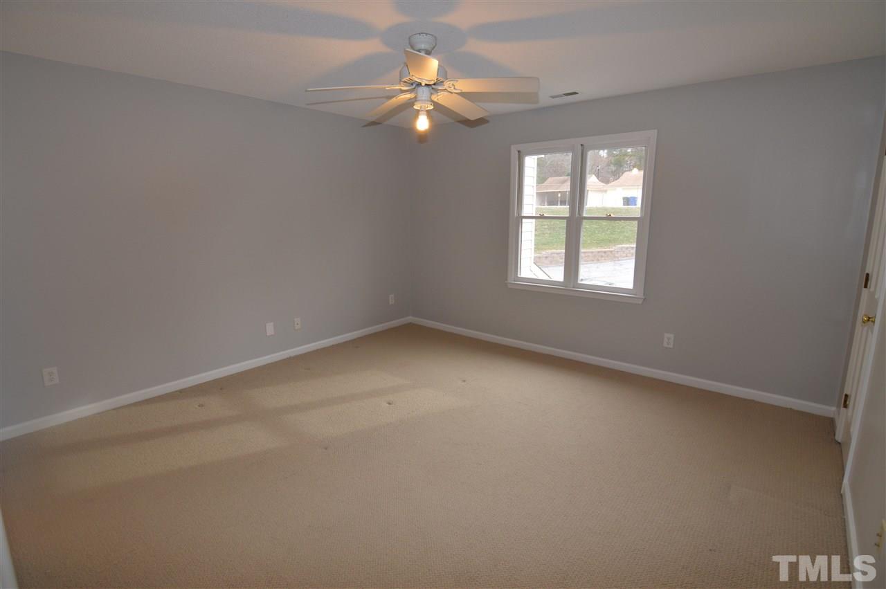 6587 English Oaks Drive Raleigh, NC 27615 - Photo 11 of 21