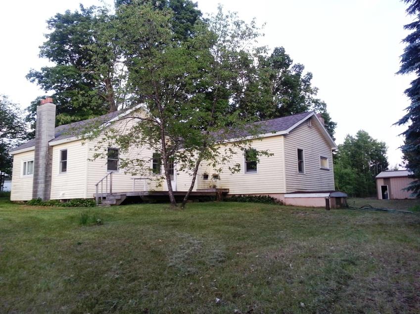 8676 Mockerman Road Southeast Fife Lake, MI 49633 - Photo 51 of 65 1821812-54.JPG