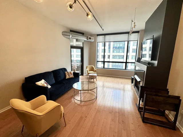 $3,000 | 520 South State Street, Unit 1103, Chicago, IL 60605