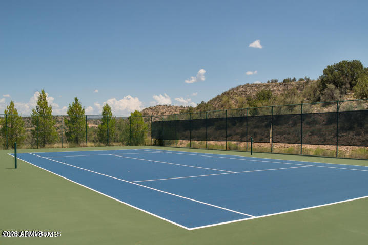 3925 East Ormand Cove Rimrock, AZ 86335 - Photo 40 of 43 Beaver Creek Preserve Tennis Court