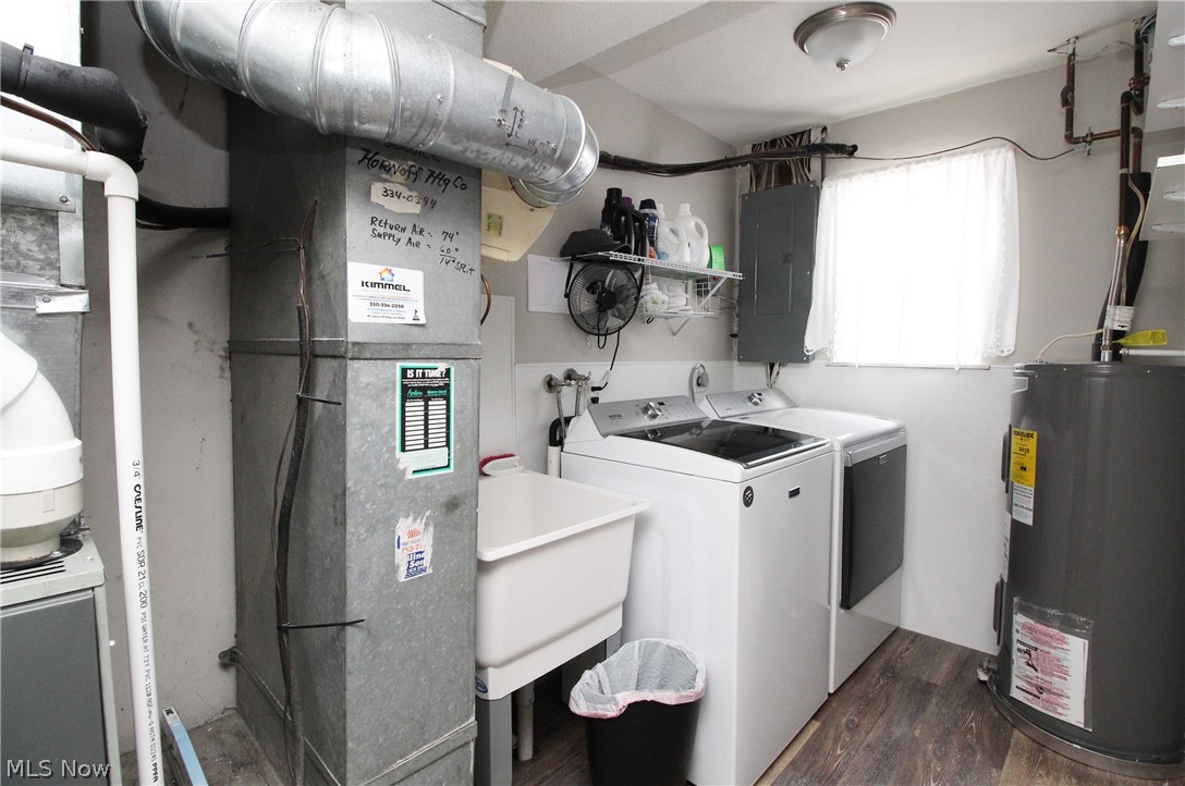 3174 Rohrer Road Wadsworth, OH 44281 - Photo 19 of 25 Laundry/Utility Room!