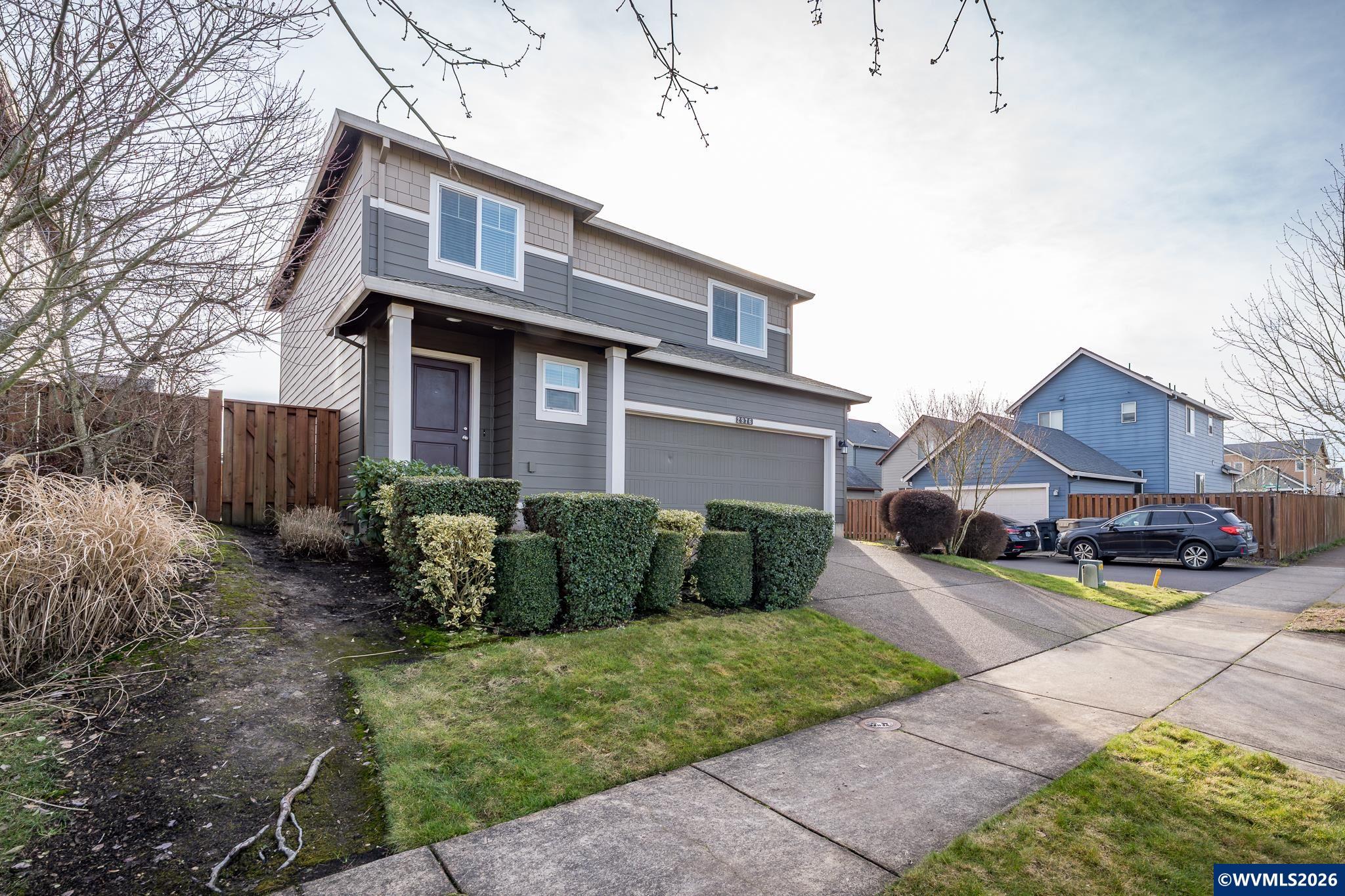 2976 Northwest Persimmon Way Albany, OR 97321 - Photo 3 of 29