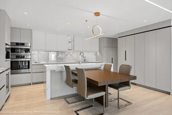 $825,000 | 2 Oak Brook Club Drive, Unit C303, Oak Brook, IL 60523