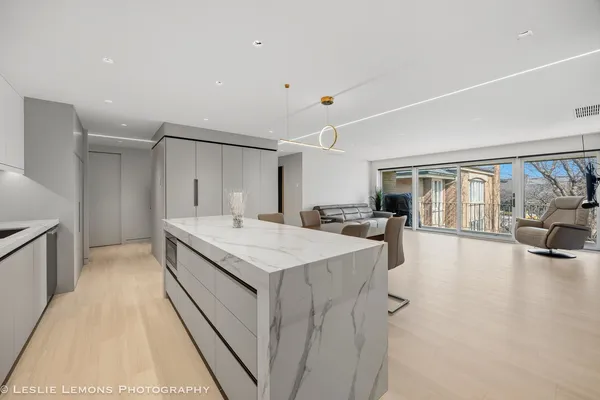 $825,000 | 2 Oak Brook Club Drive, Unit C303, Oak Brook, IL 60523