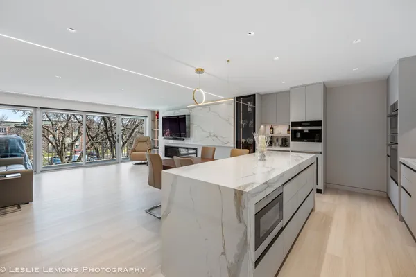 $825,000 | 2 Oak Brook Club Drive, Unit C303, Oak Brook, IL 60523