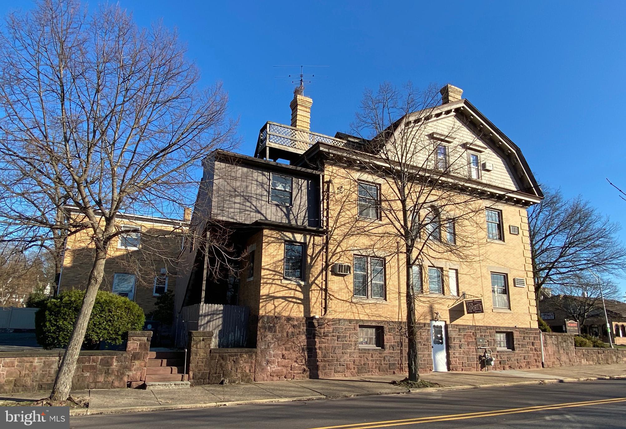 631 East High Street Pottstown, PA 19464 - Photo 4 of 19 Exterior Front
