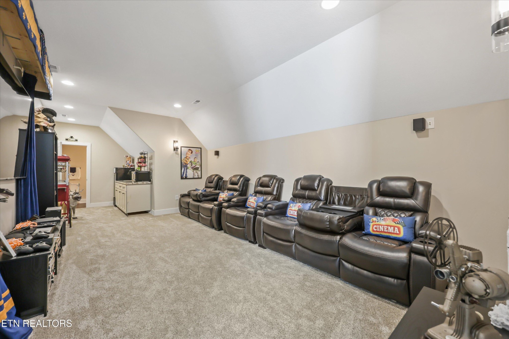 8521 Reed Drive Powell, TN 37849 - Photo 28 of 60 Gallery Image 28