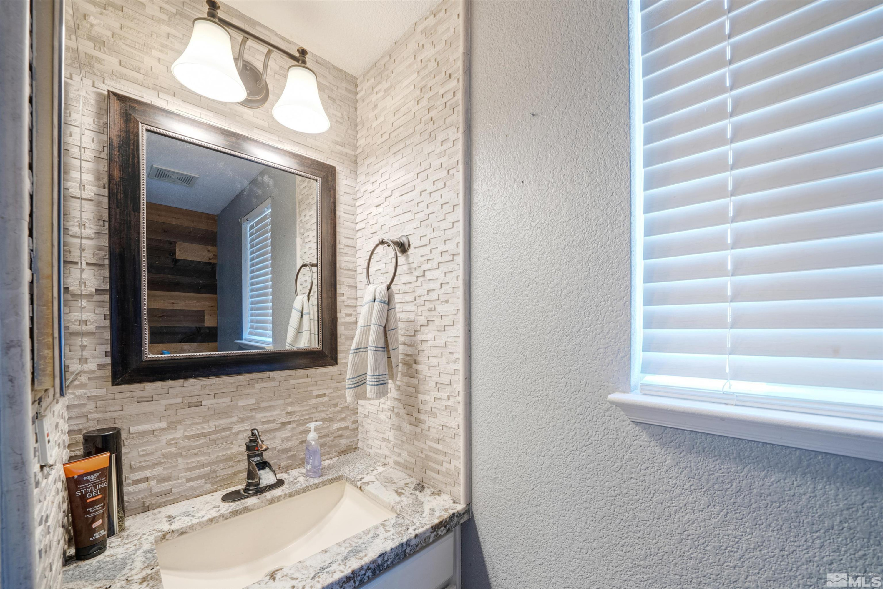 17700 Boxelder Court Reno, NV 89508 - Photo 9 of 29 Photo 9