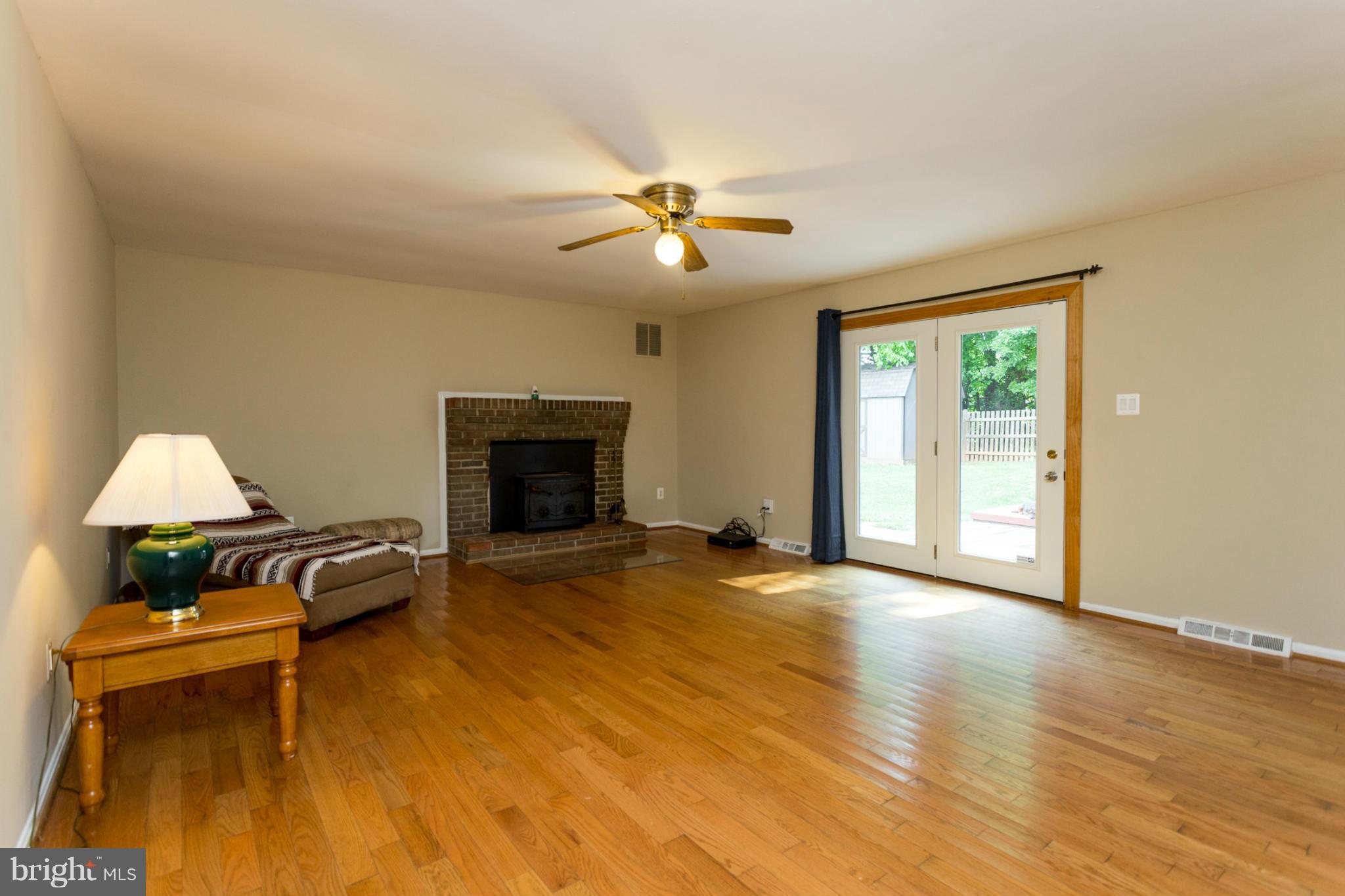10029 Routts Hill Road Warrenton, VA 20186 - Photo 14 of 30 Family Room