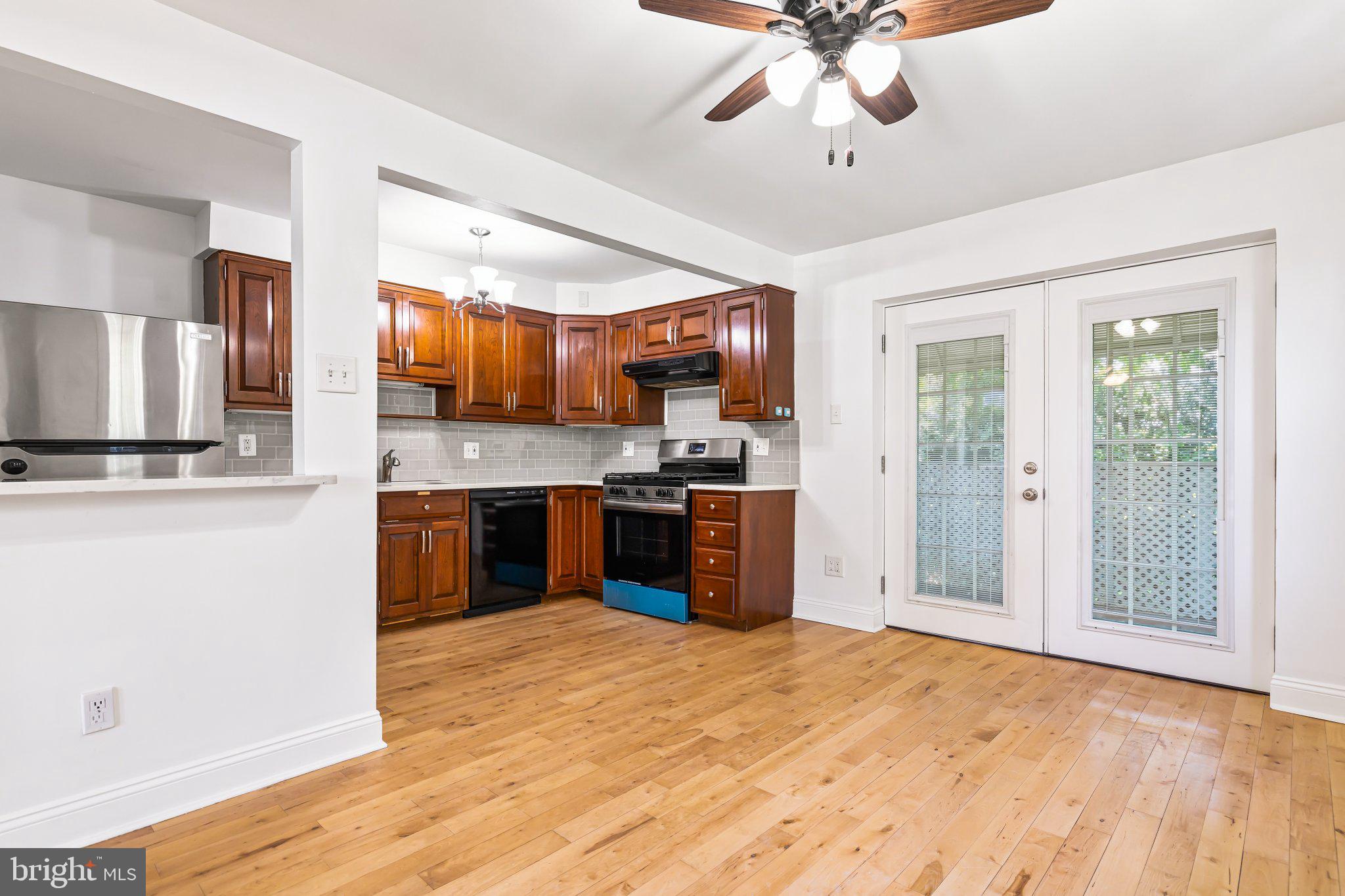 723 Humphreys Road Ardmore, PA 19003 - Photo 8 of 27 Dining / Kitchen combo