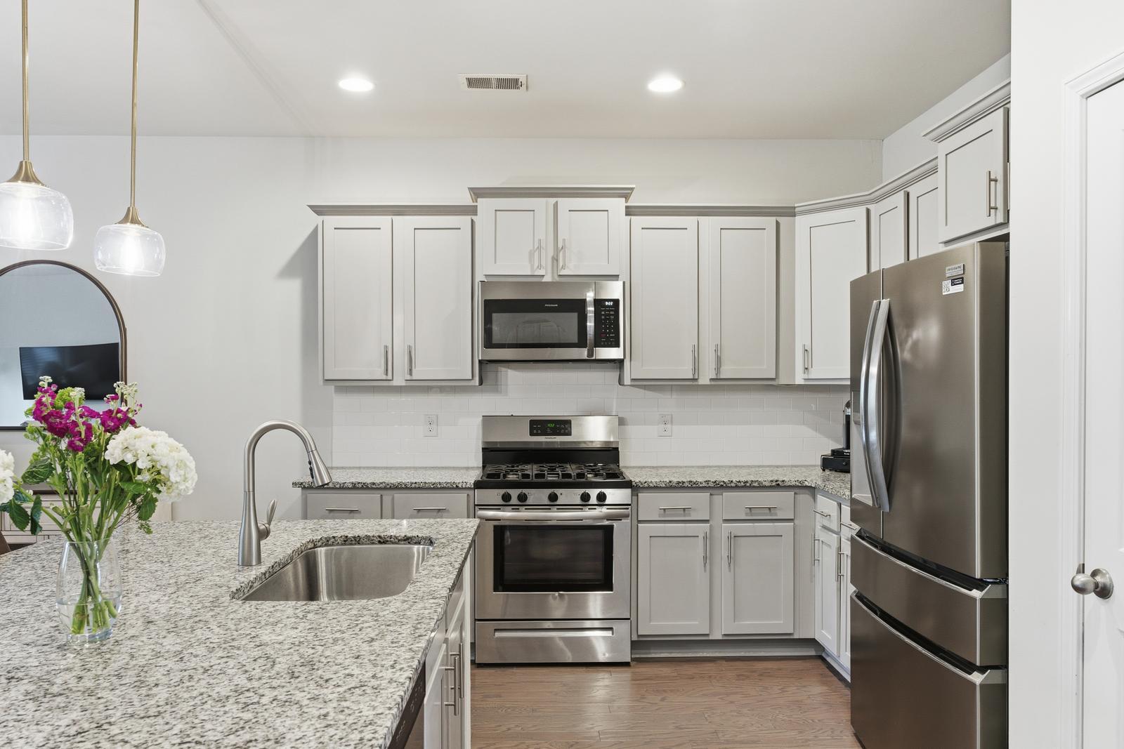 2567 KINGSFIELD Street Mount Pleasant, SC 29466 - Photo 6 of 54 2567 Kingsfield Street