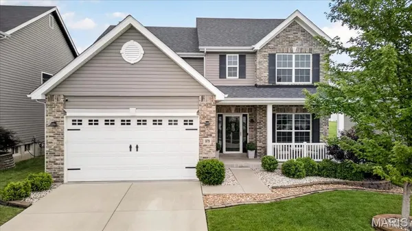 $425,000 | 979 Crestwood Lane, O'Fallon, MO 63366