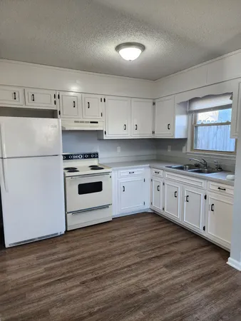 $950 | 105 Helen Street, Unit B, Tullahoma, TN 37388