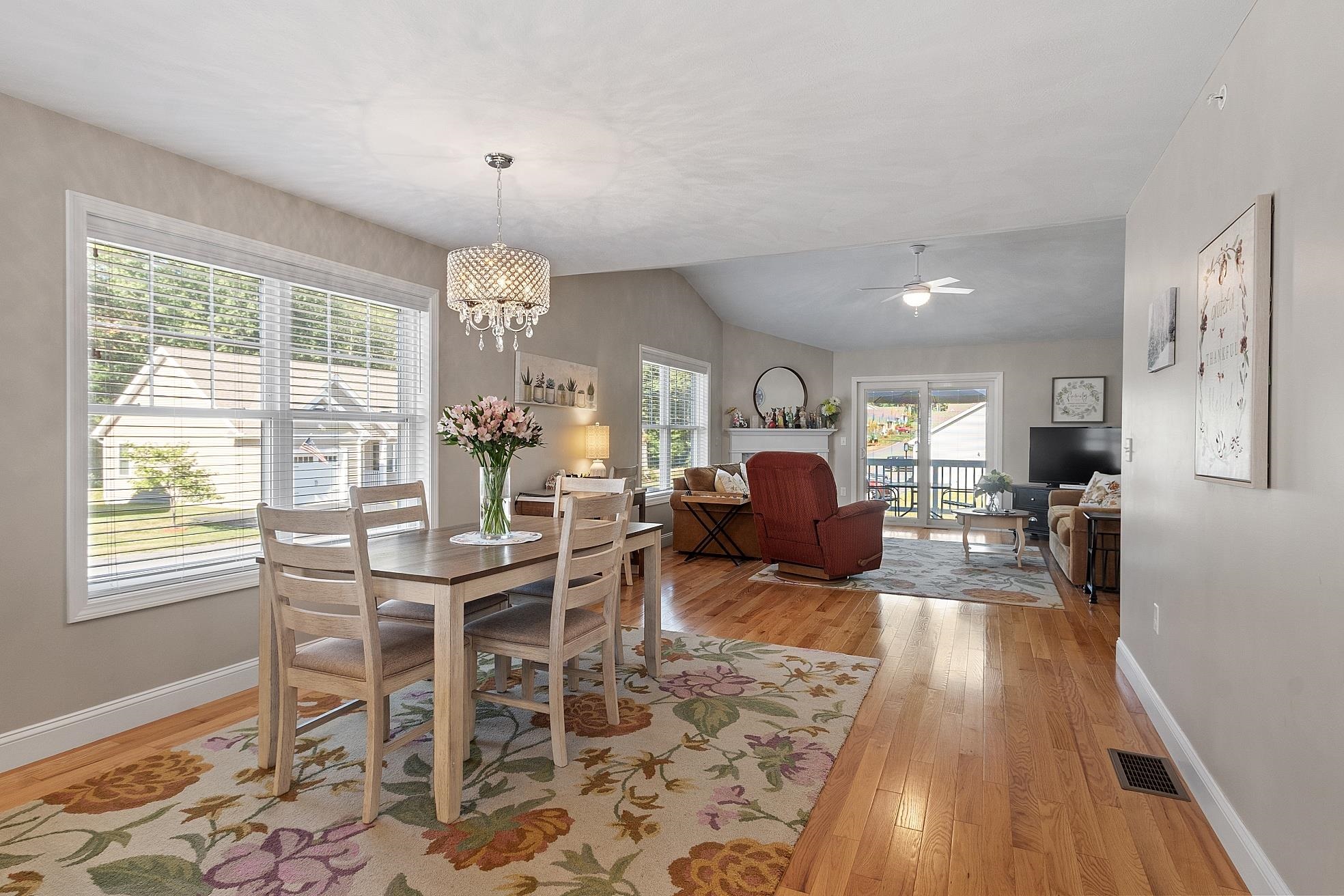 1 Redwood Road Pelham, NH 03076 - Photo 16 of 31