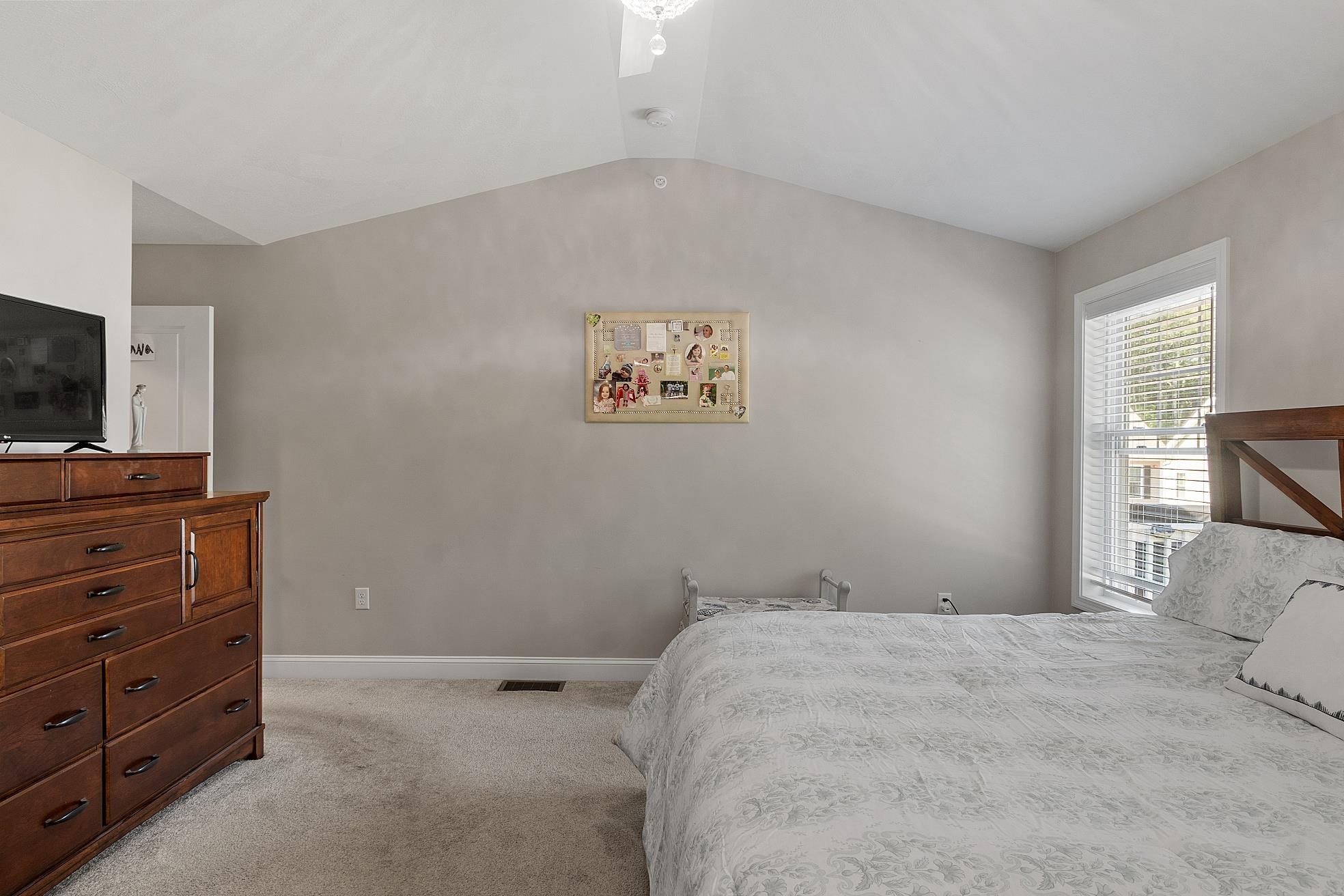 1 Redwood Road Pelham, NH 03076 - Photo 21 of 31