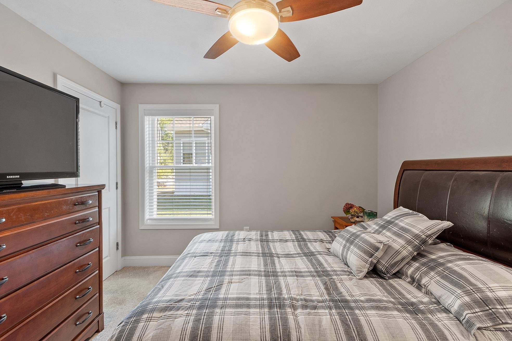 1 Redwood Road Pelham, NH 03076 - Photo 24 of 31