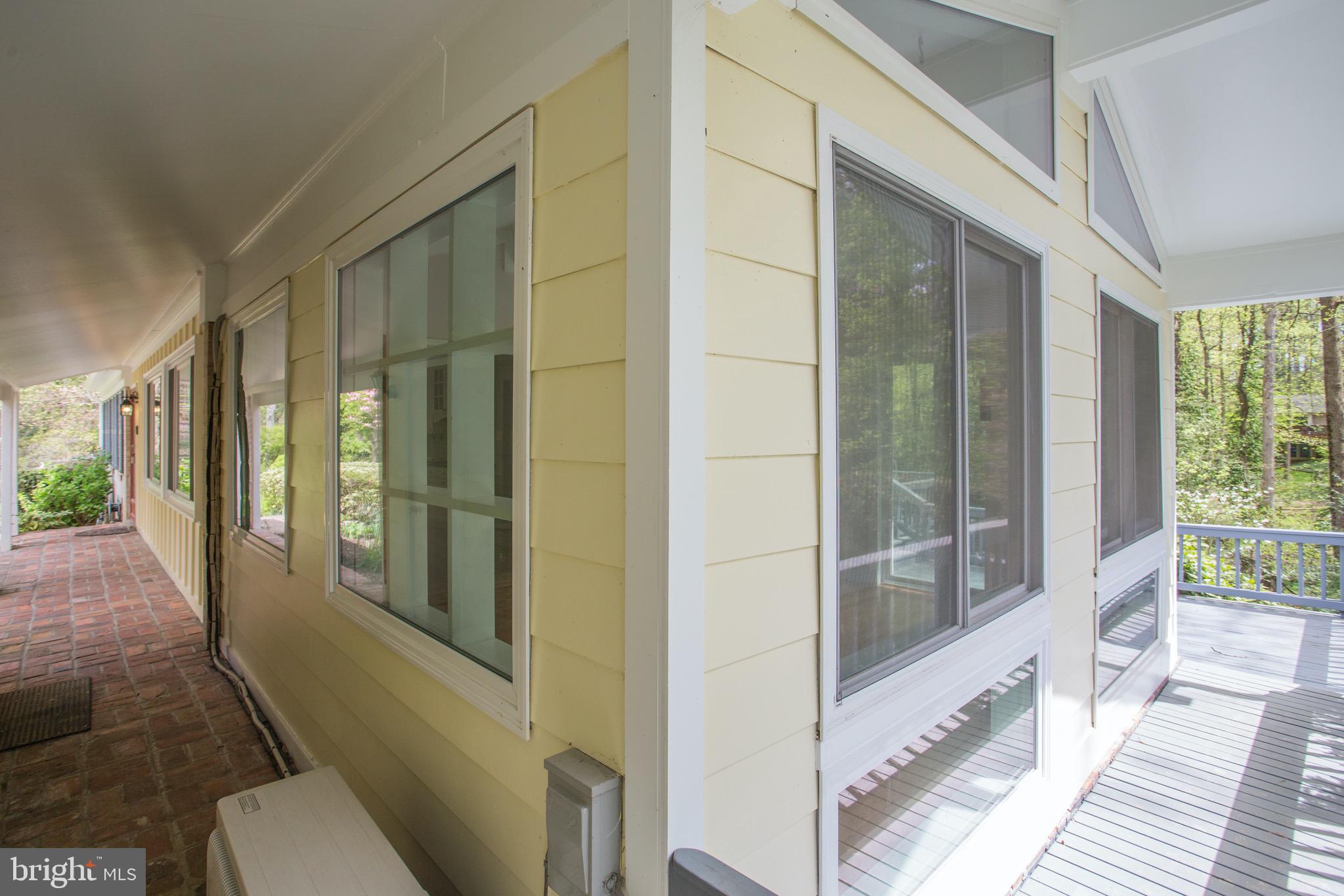 2505 Goldcup Lane Reston, VA 20191 - Photo 11 of 84