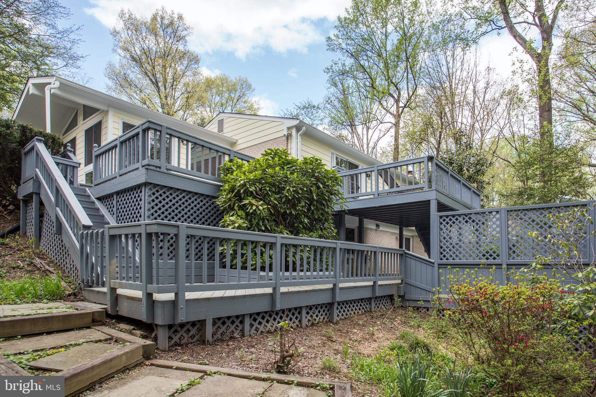 2505 Goldcup Lane Reston, VA 20191 - Photo 23 of 84