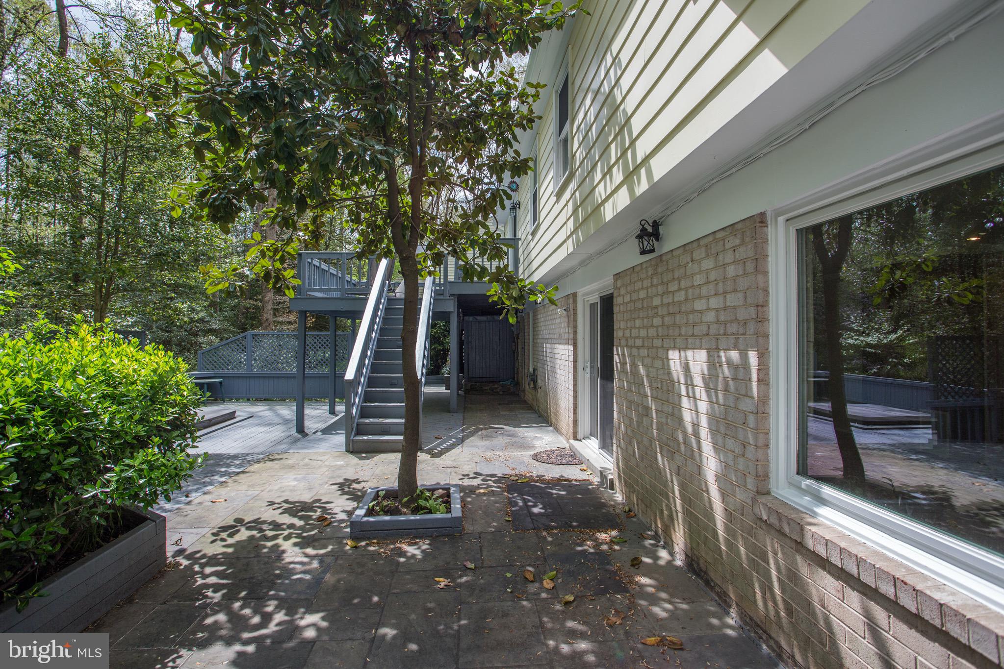 2505 Goldcup Lane Reston, VA 20191 - Photo 35 of 84