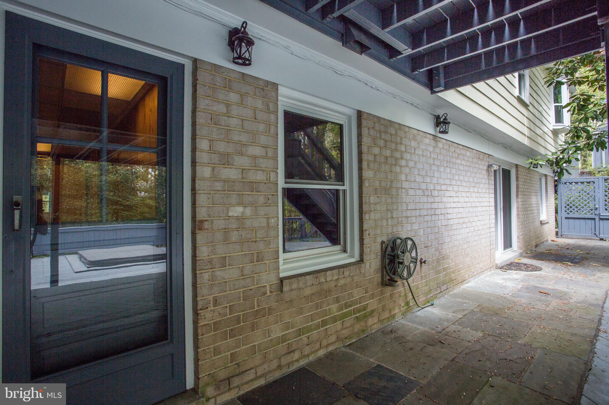 2505 Goldcup Lane Reston, VA 20191 - Photo 38 of 84