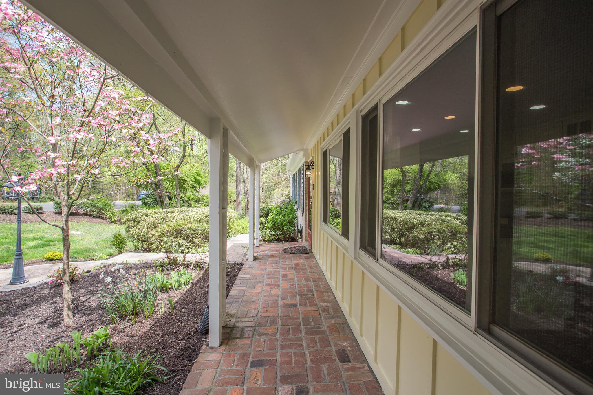 2505 Goldcup Lane Reston, VA 20191 - Photo 10 of 84