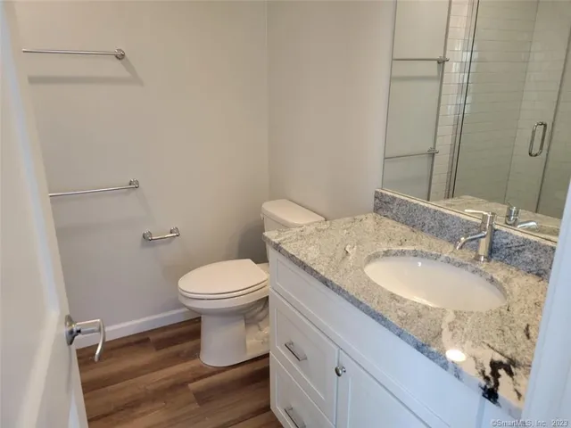 $2,650 | 10 Berkshire Road, Unit 213, West Hartford, CT 06110