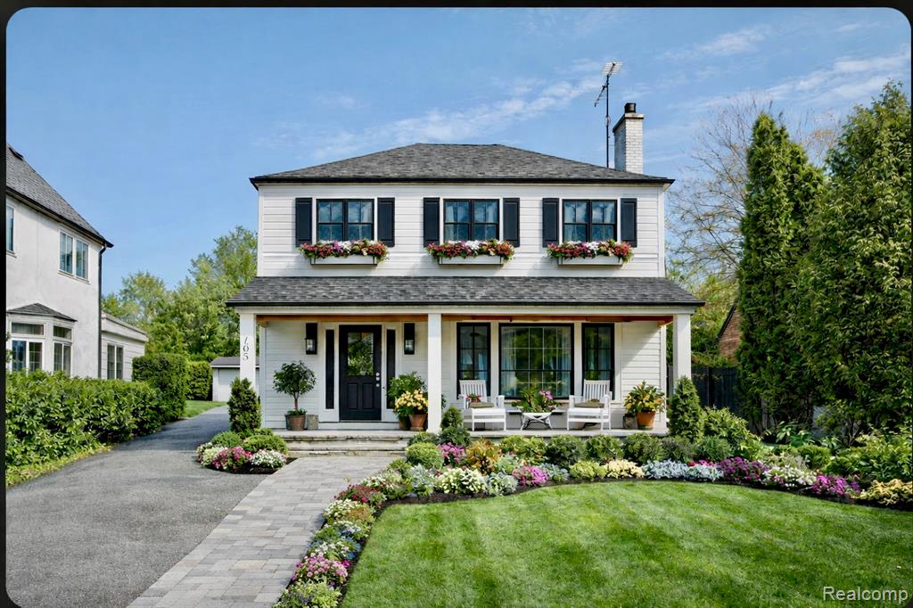 768 Washington Road Grosse Pointe, MI 48230 - Photo 2 of 54