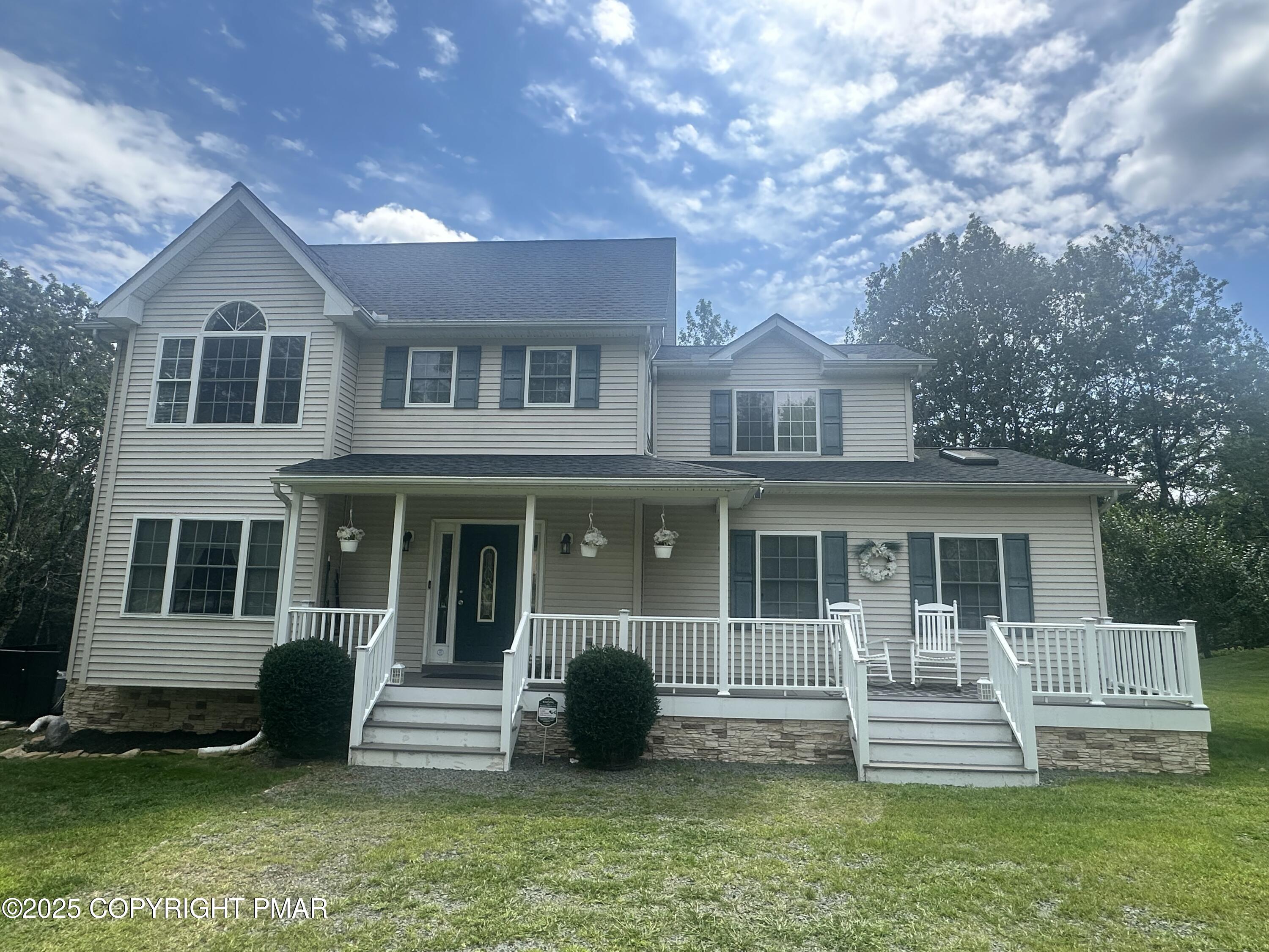 107 Horseshoe Drive Effort, PA 18330 - Photo 15 of 72 Front