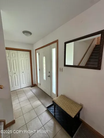 $449,900 | 107 Horseshoe Drive, Effort, PA 18330