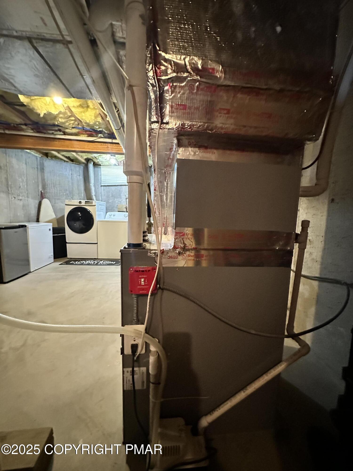 107 Horseshoe Drive Effort, PA 18330 - Photo 66 of 72 a utility room with dryer and washer