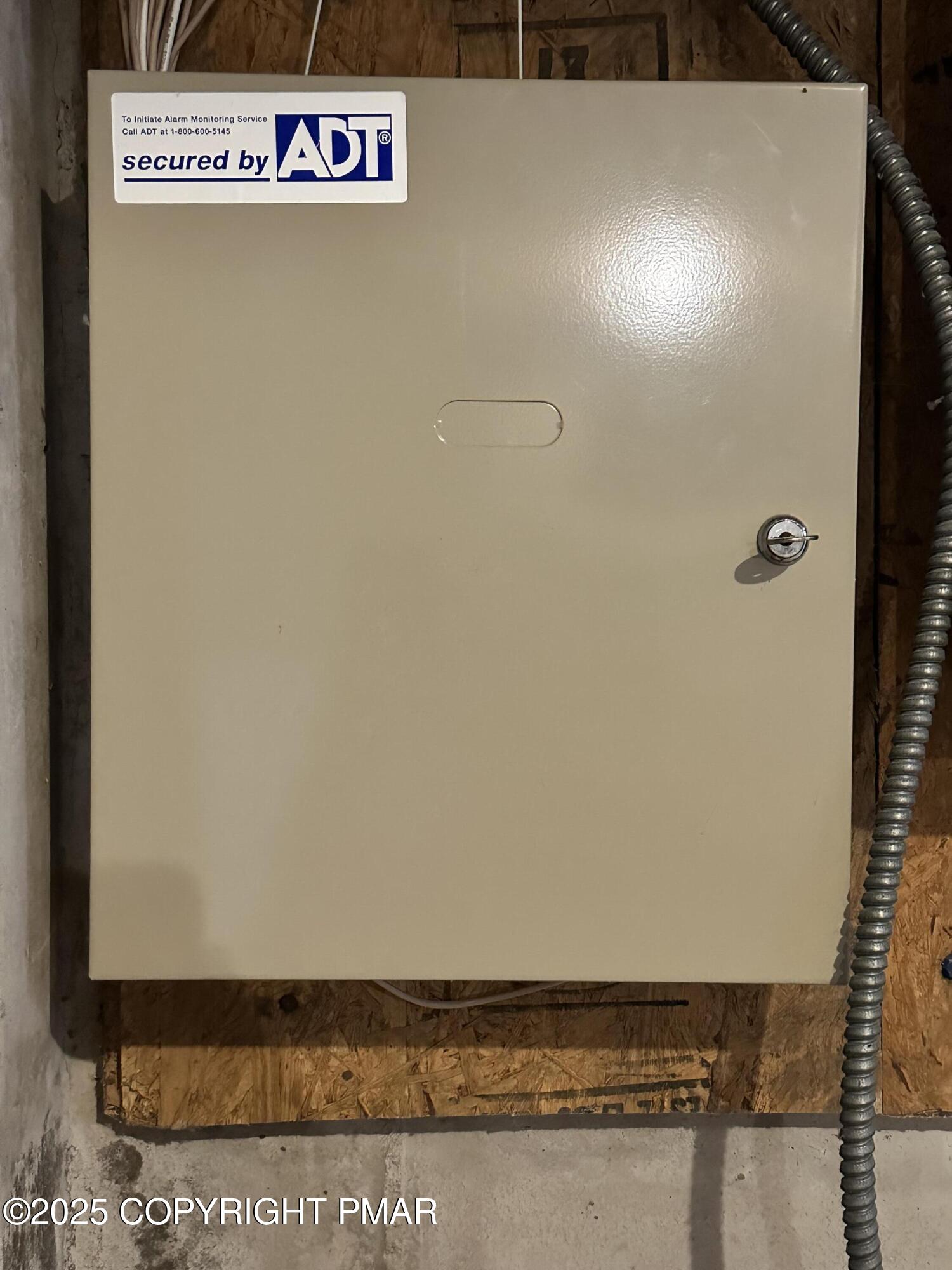 107 Horseshoe Drive Effort, PA 18330 - Photo 68 of 72 Alarm