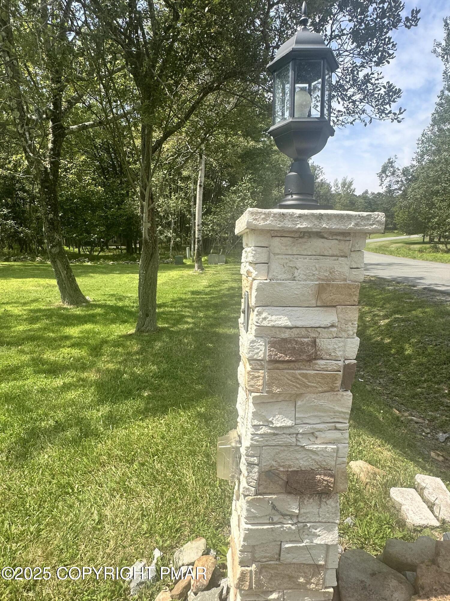 107 Horseshoe Drive Effort, PA 18330 - Photo 69 of 72 IMG_4130