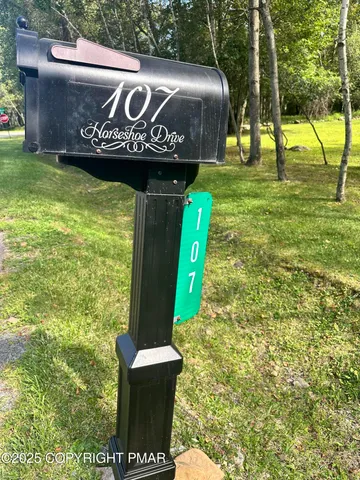 $449,900 | 107 Horseshoe Drive, Effort, PA 18330