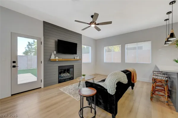 $2,500 | 210 Sunlight Peak Street, Henderson, NV 89012