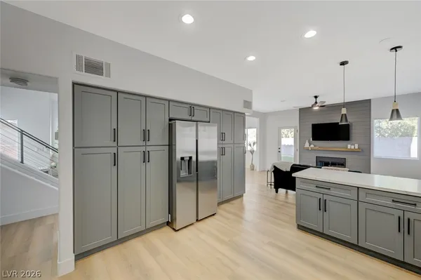 $2,500 | 210 Sunlight Peak Street, Henderson, NV 89012