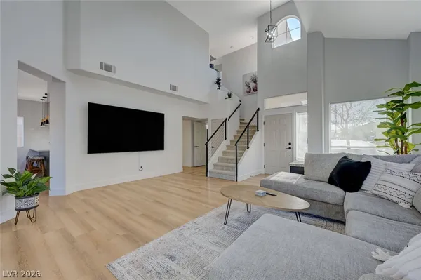 $2,500 | 210 Sunlight Peak Street, Henderson, NV 89012