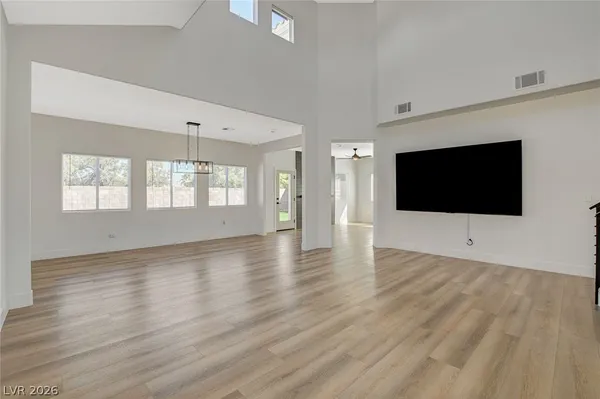 $2,500 | 210 Sunlight Peak Street, Henderson, NV 89012