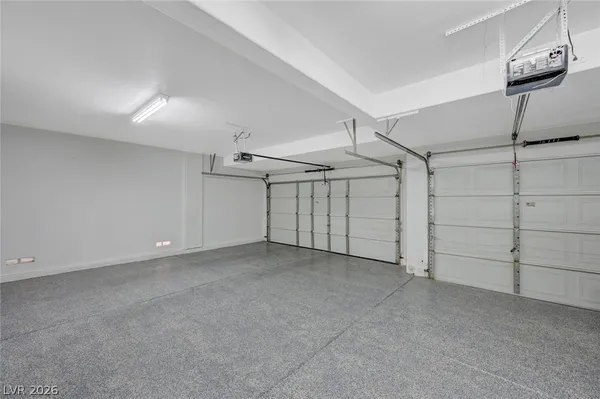 $2,500 | 210 Sunlight Peak Street, Henderson, NV 89012