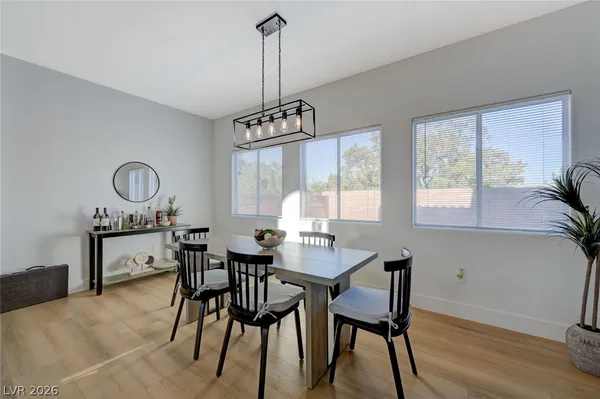 $2,500 | 210 Sunlight Peak Street, Henderson, NV 89012