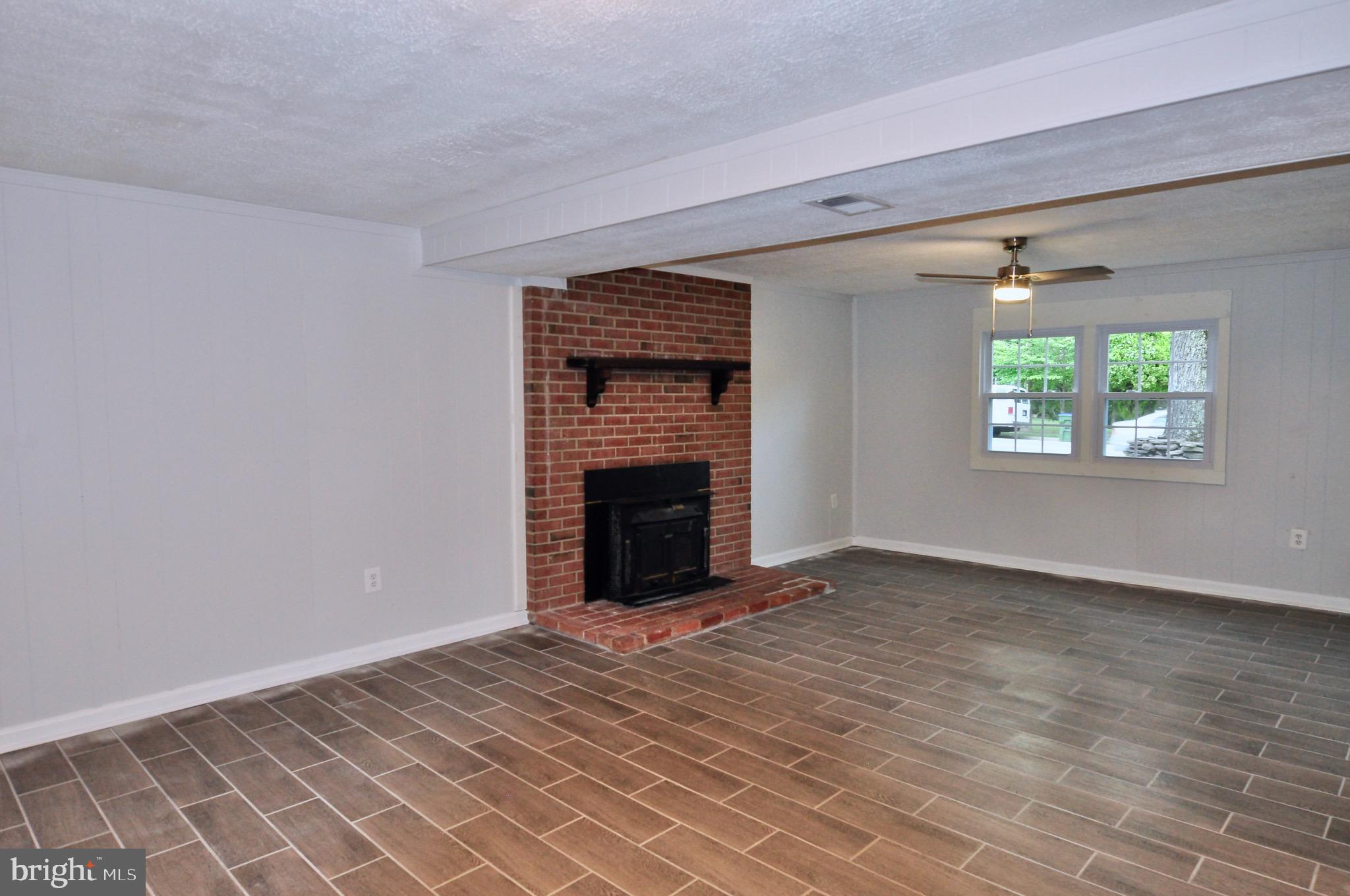 13831 Delaney Road Woodbridge, VA 22193 - Photo 17 of 38