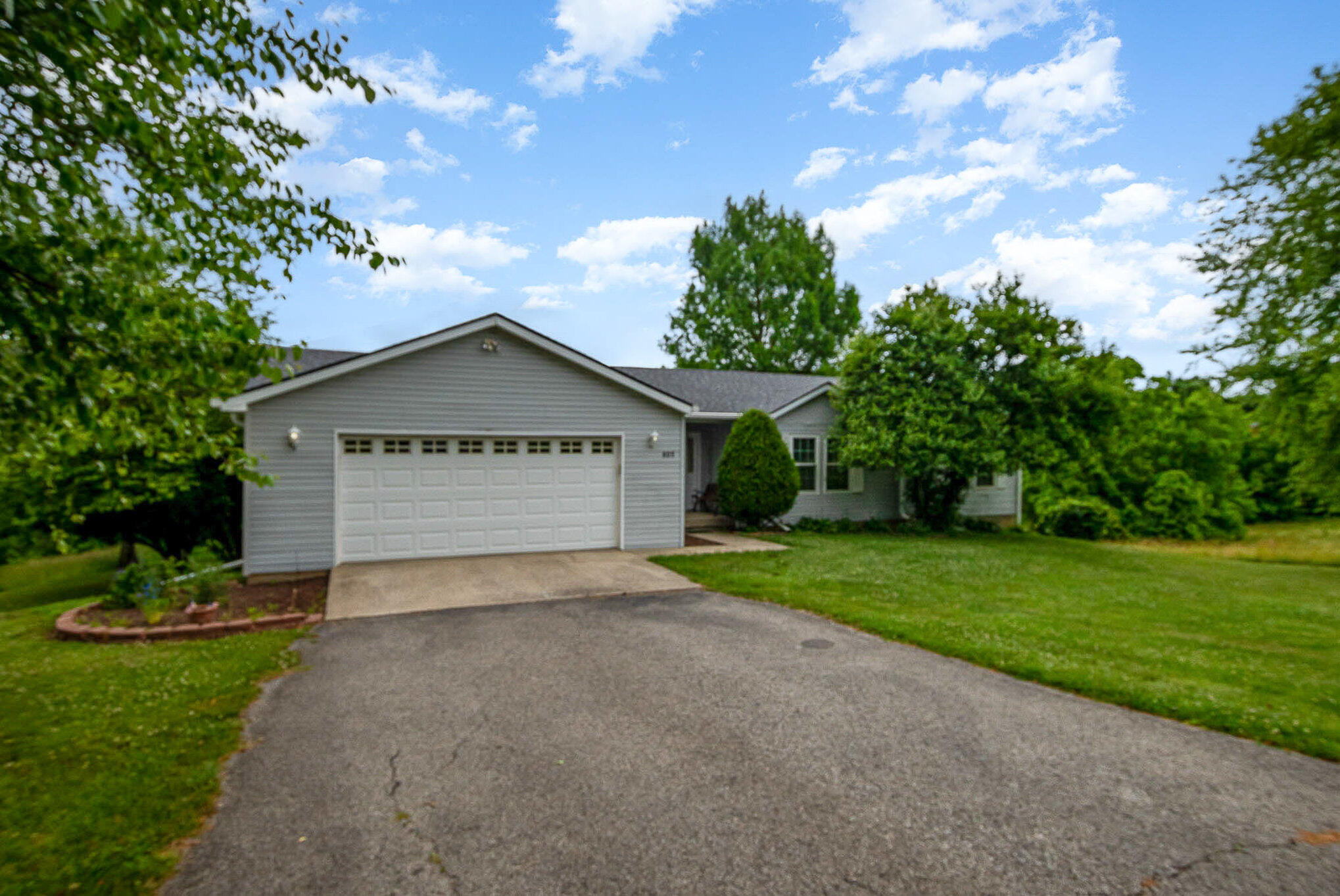 805 Dry Ridge Mt Zion Road Dry Ridge, KY 41035 - Photo 4 of 45