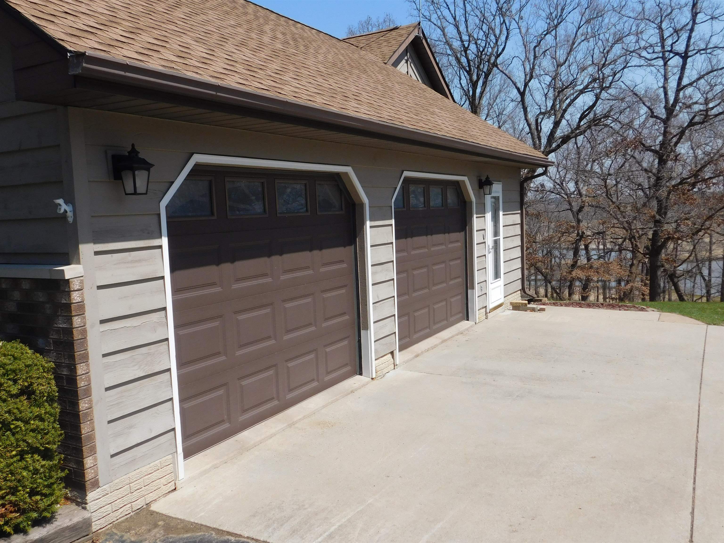 4103 North AYP Road Lena, IL 61048 - Photo 8 of 96