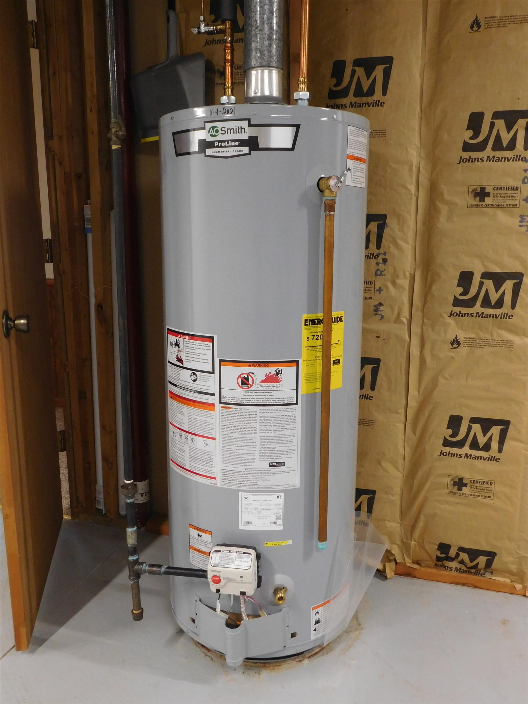 4103 North AYP Road Lena, IL 61048 - Photo 83 of 96 a view of a room with gym equipment