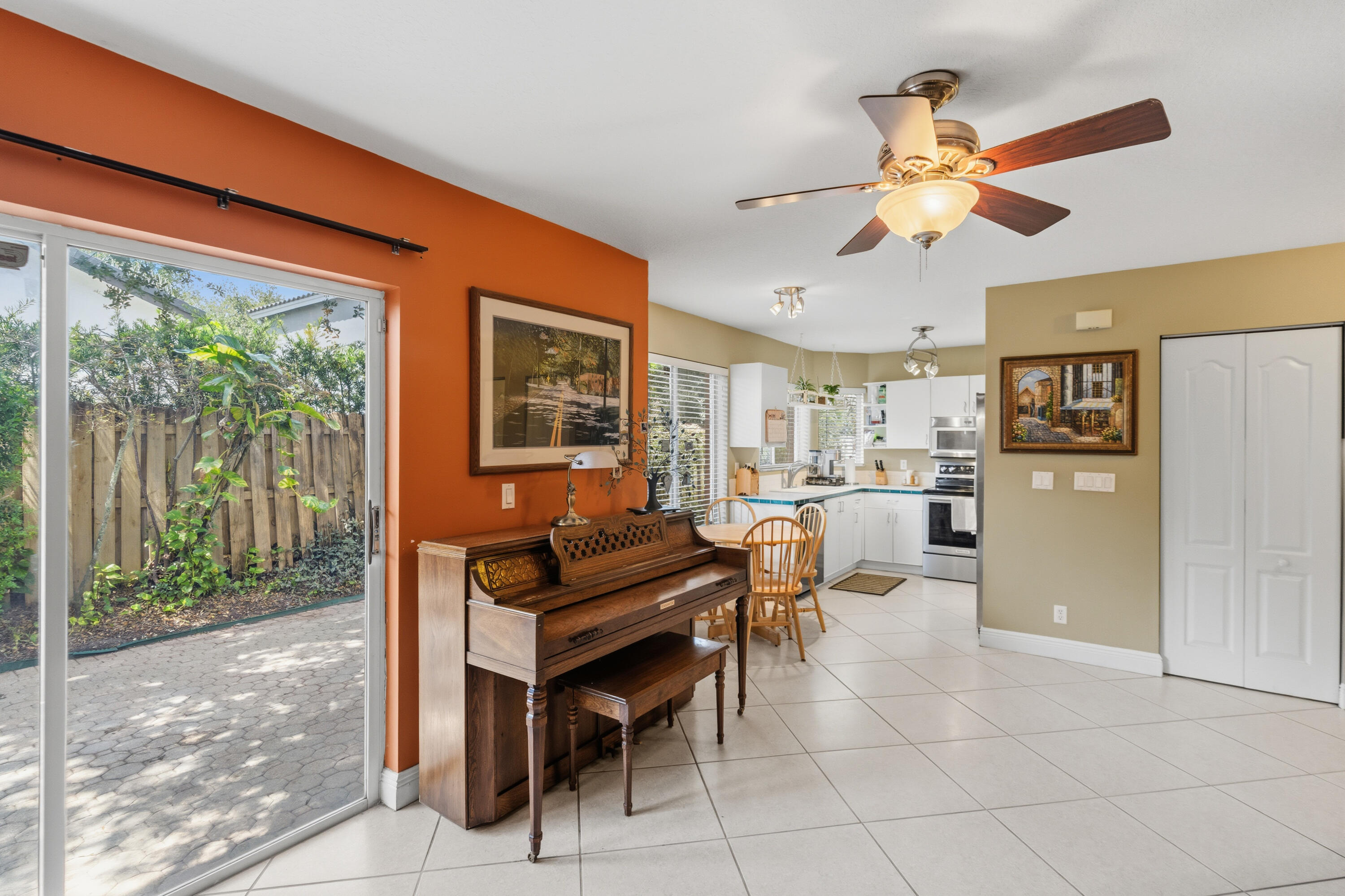 11248 Rhapsody Road Cooper City, FL 33026 - Photo 6 of 47 DSC04605