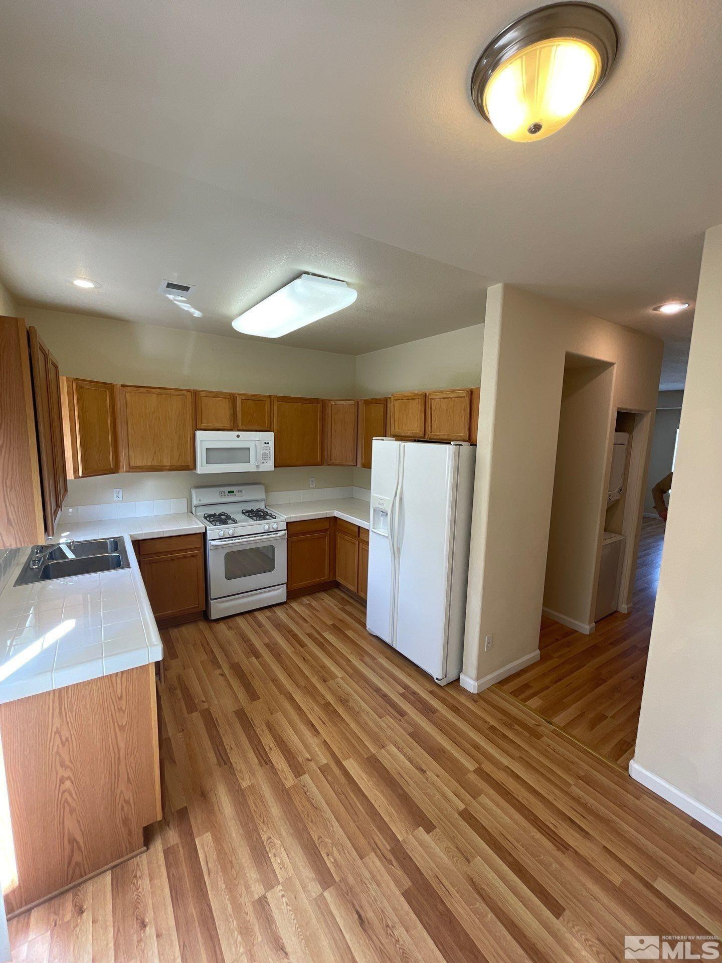 315 Dawson Jacob Lane Reno, NV 89503 - Photo 6 of 14 Photo 11