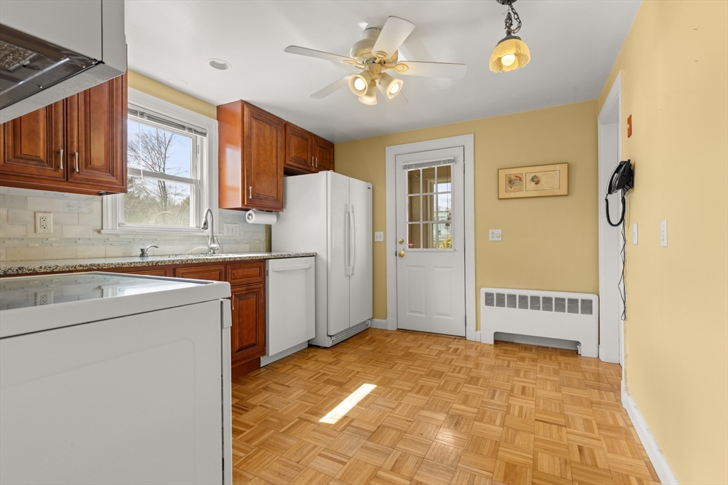 6 Frances Road Burlington, MA 01803 - Photo 11 of 34