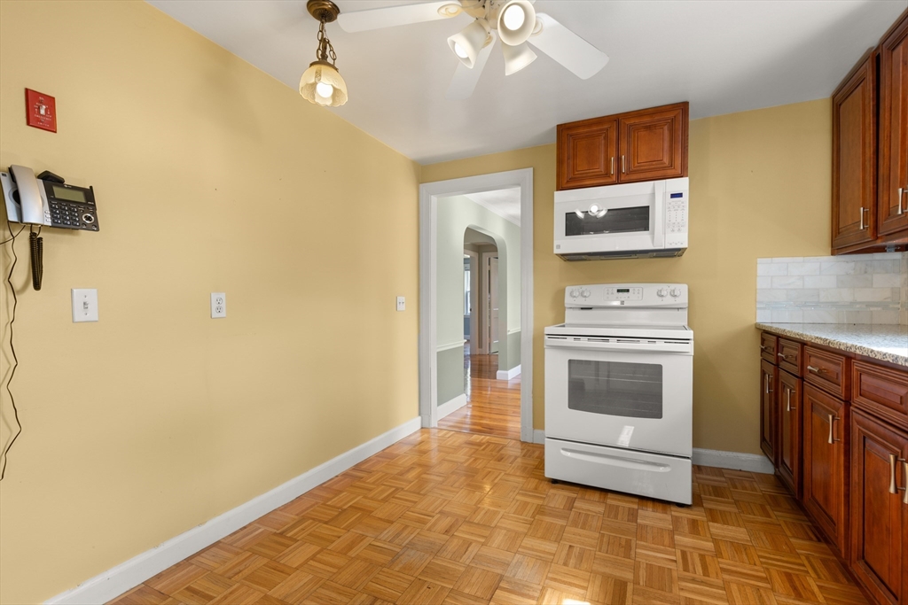 6 Frances Road Burlington, MA 01803 - Photo 13 of 34