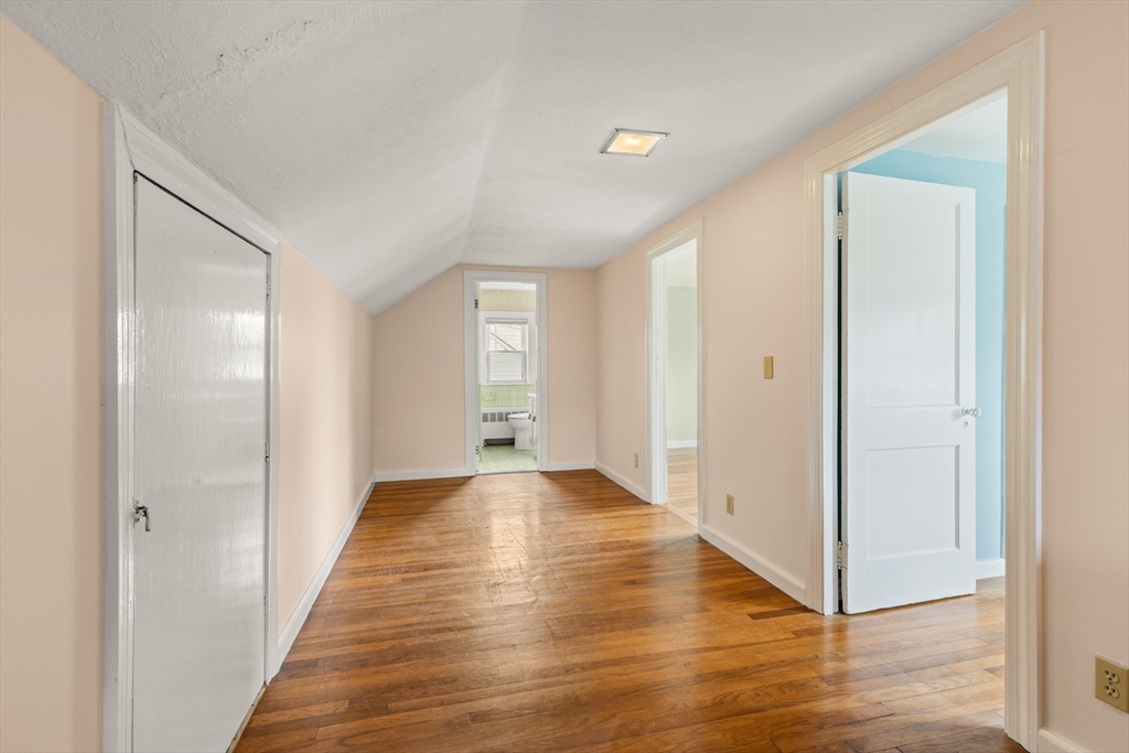 6 Frances Road Burlington, MA 01803 - Photo 19 of 34