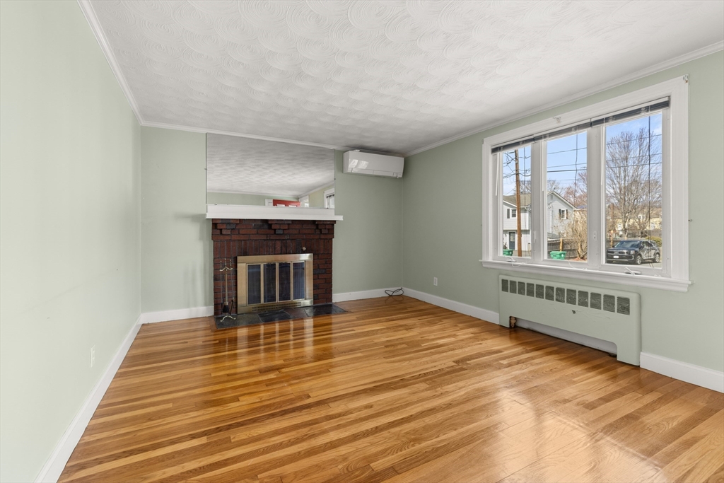 6 Frances Road Burlington, MA 01803 - Photo 5 of 34