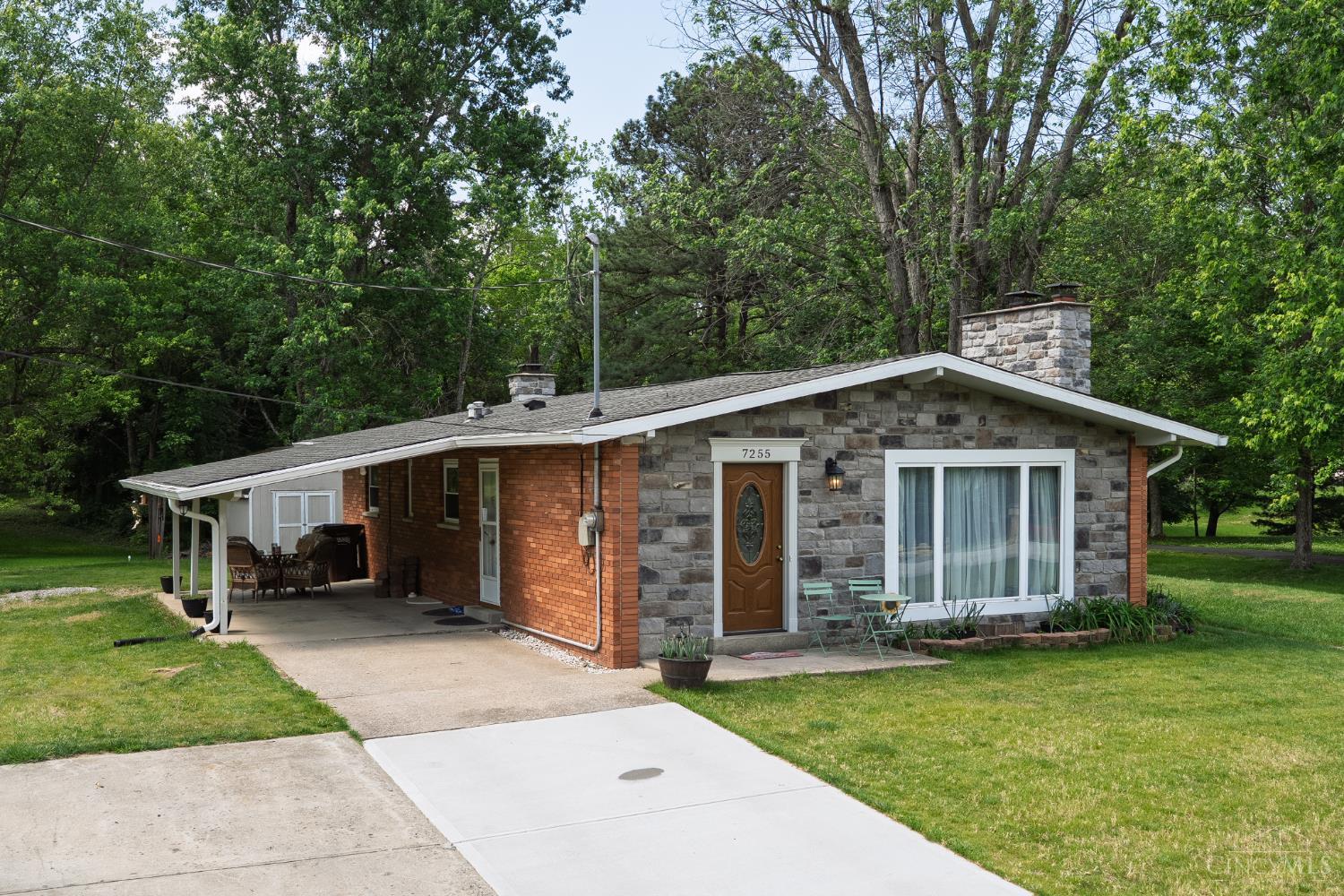 7255 Bridges Road Cincinnati, OH 45230 - Photo 5 of 31